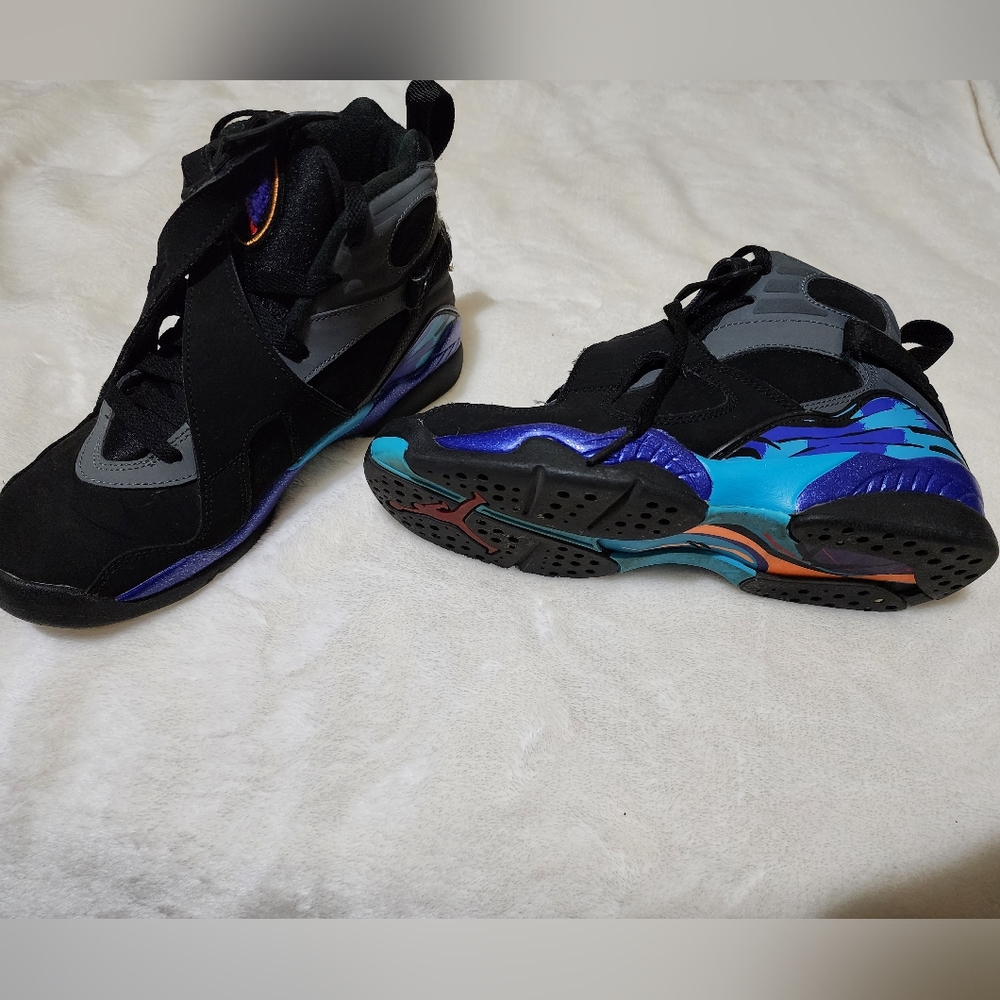 Air Jordan Aqua 8's